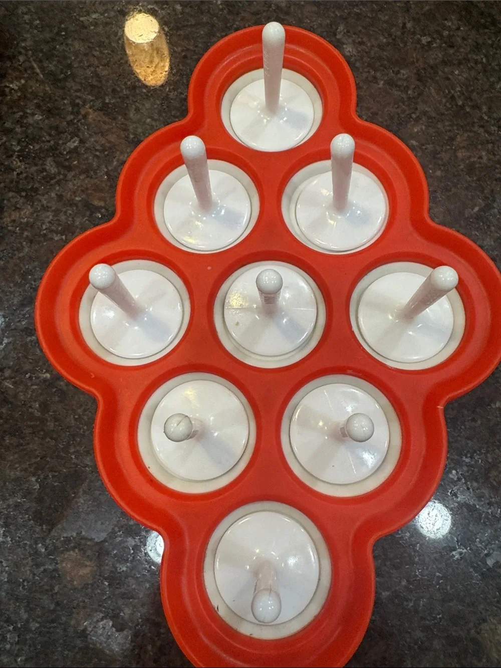 Zoku Silicone popsicle & bonus tray with replacement pieces for zoku tray